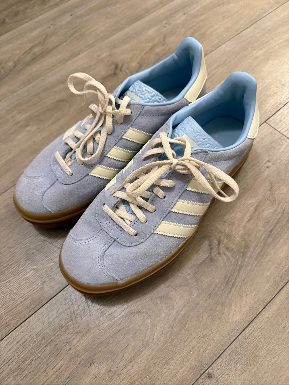 Light Blue Adidas Gazelle size 10 - Picture 4 of 4